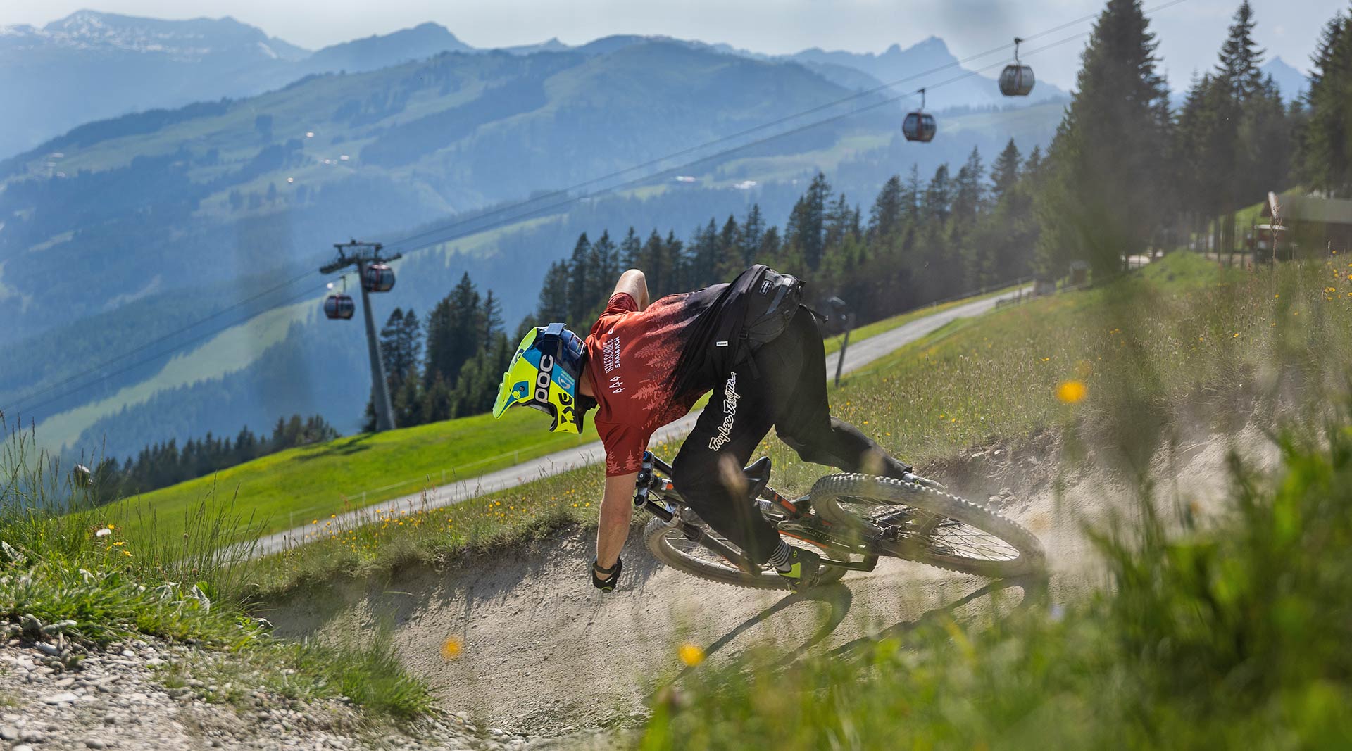 bike downhill saalbach